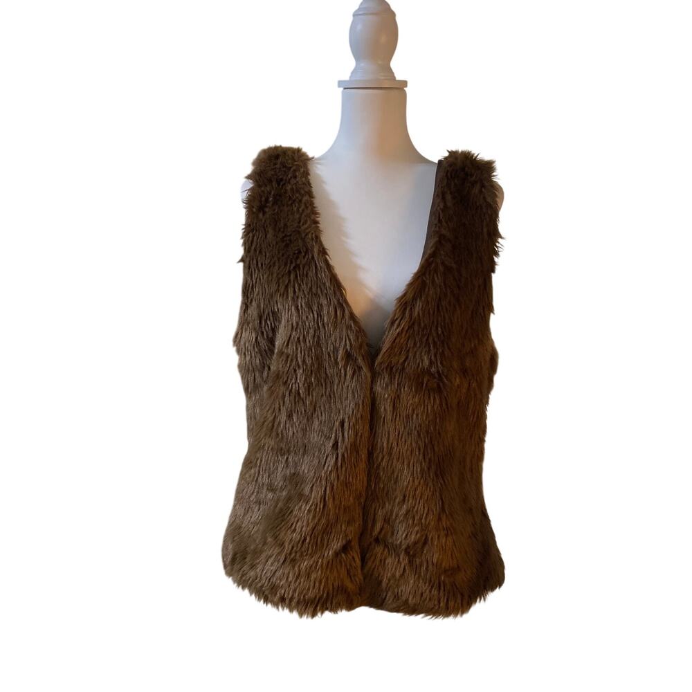 LOVE TREE Brown Faux Fur Vest Size Large | Boho Autumn Layering Piece